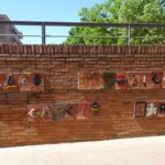 Barberà del Vallès ret homenatge a Federico García Lorca amb noves plaques commemoratives creades per joves Barberà del Vallès ret homenatge a Federico García Lorca amb noves plaques commemoratives creades per joves