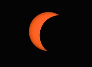 Eclipsi: A Ripollet es fa fosc… I la culpa no és d’ENDESA!