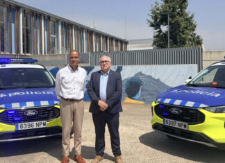 Veïns – Montcada i Reixac incorpora dos nous vehicles per a Policia Local equipats pel trasllat segur de persones detingudes