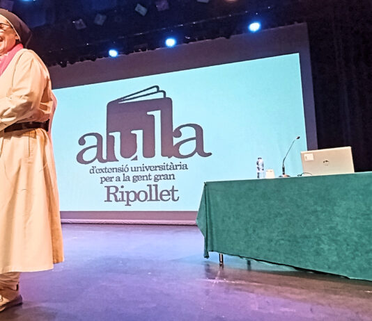 Sor Lucía Caram obre el nou curs de l’Aula d’Extensió Universitària de Ripollet